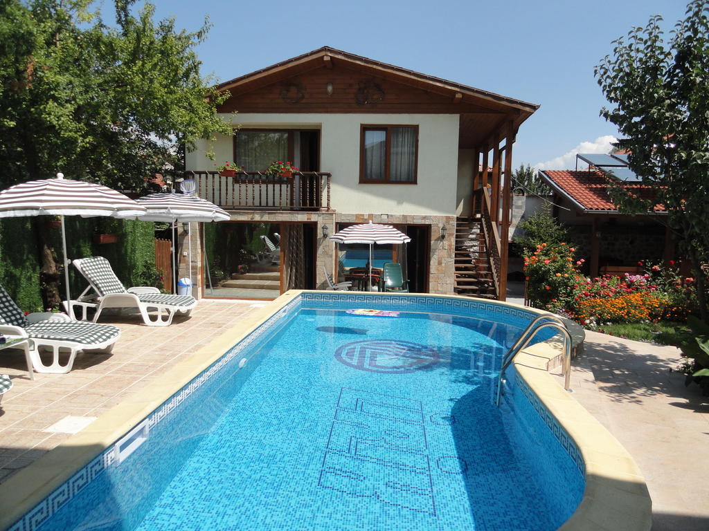 Villa Lirik Bansko Exteriör bild