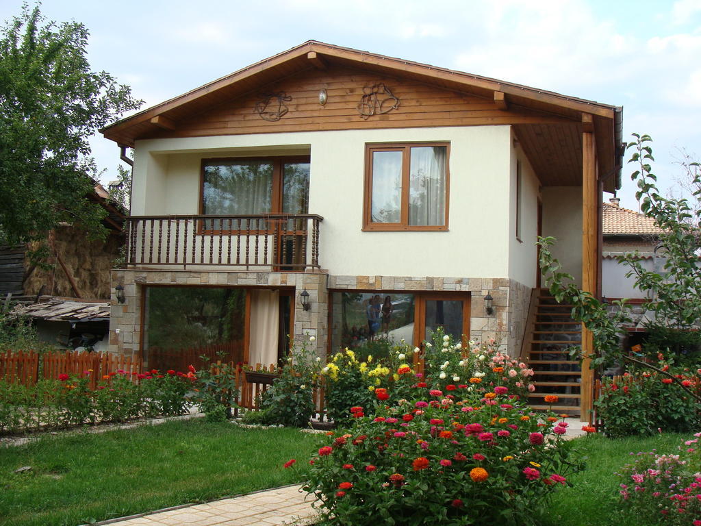 Villa Lirik Bansko Exteriör bild