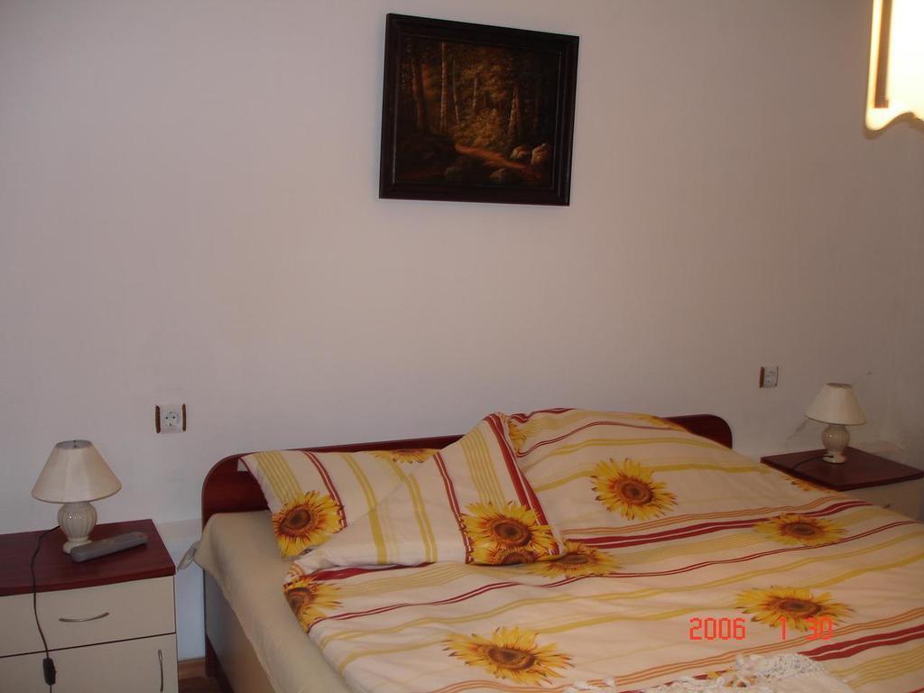 Villa Lirik Bansko Exteriör bild